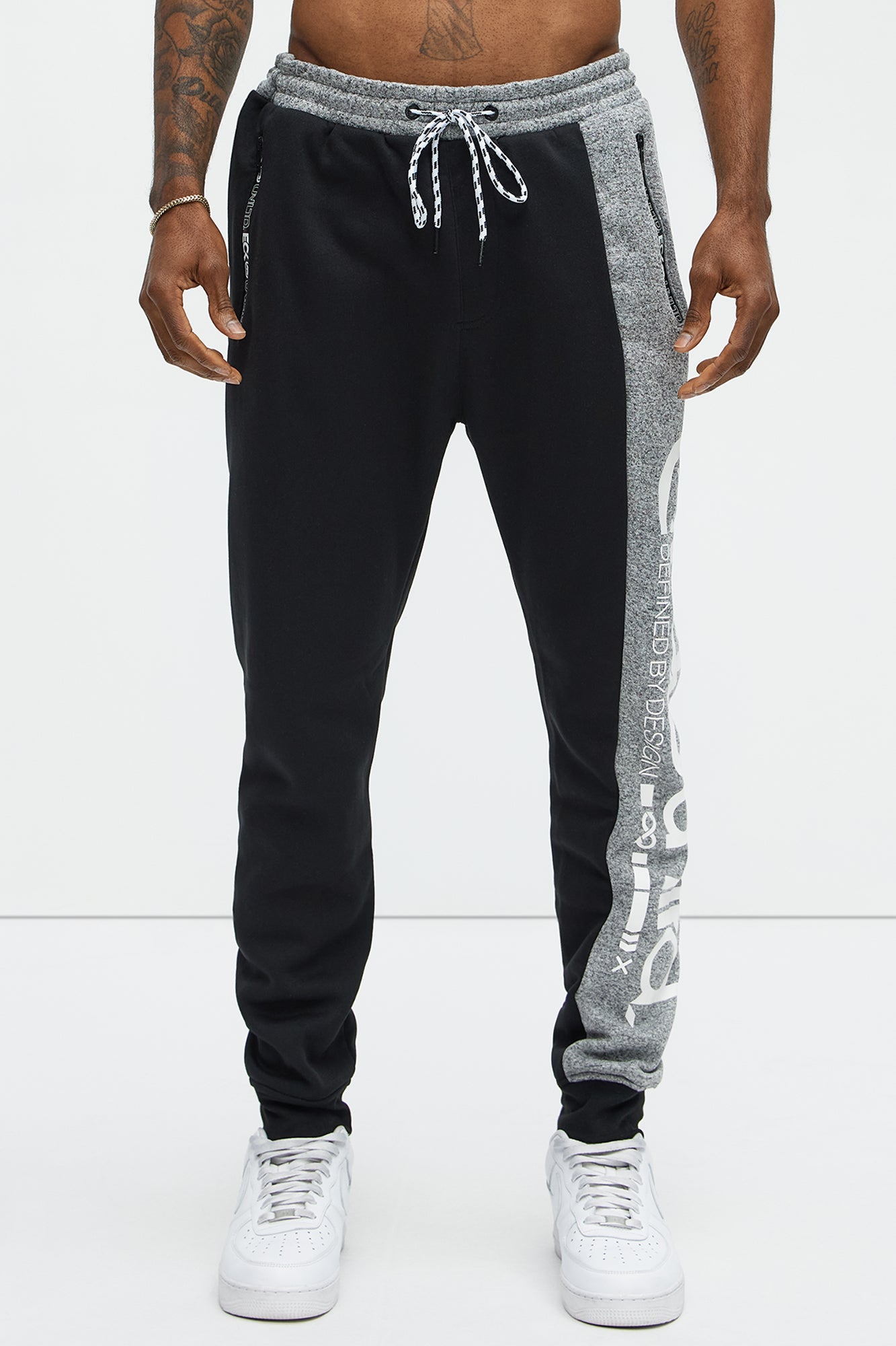 https://cdn.shopify.com/s/files/1/0293/9277/files/02-17-25_S7_40_EO34G1335_Black_CZ_DJ_11-37-40_80739_PXF.jpg?v=1740535478