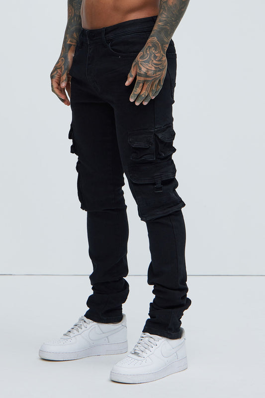 https://cdn.shopify.com/s/files/1/0293/9277/files/04-09-24_S7_44_KARDEN_Black_P_CZ_DJ_10-56-22_41927_BH.jpg?v=1735589668