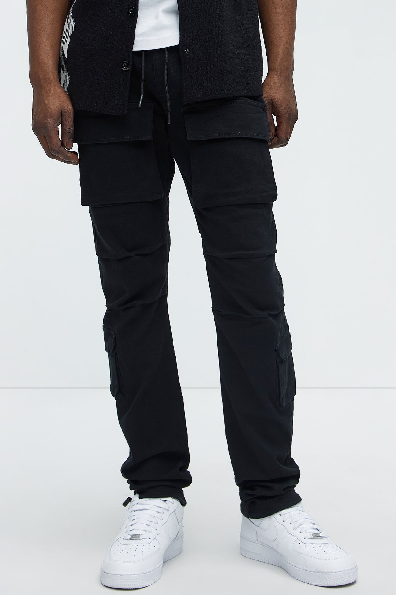 https://cdn.shopify.com/s/files/1/0293/9277/files/04-10-25_S7_14_HD22B307_Black_KF_DJ_11-54-37_106327_PXF.jpg?v=1746723400
