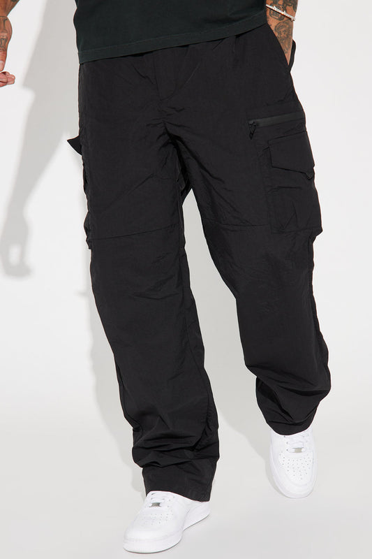 https://cdn.shopify.com/s/files/1/0293/9277/files/06-26-23Studio7_KF_DJ_9-30AM_40_TD9315_Black_22227_DG.jpg?v=1687979939