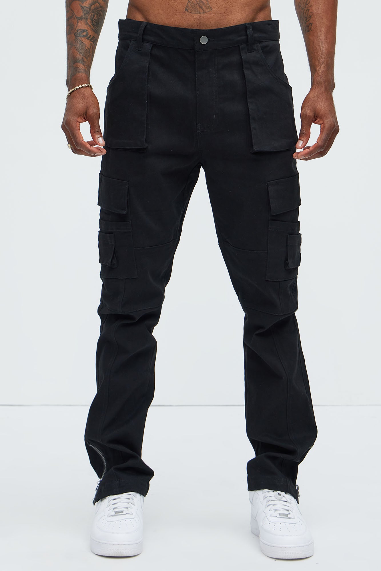https://cdn.shopify.com/s/files/1/0293/9277/files/08-14-24_S7_42_SS24B1486_Black_CZ_DJ_11-36-51_55048_CM.jpg?v=1723758342