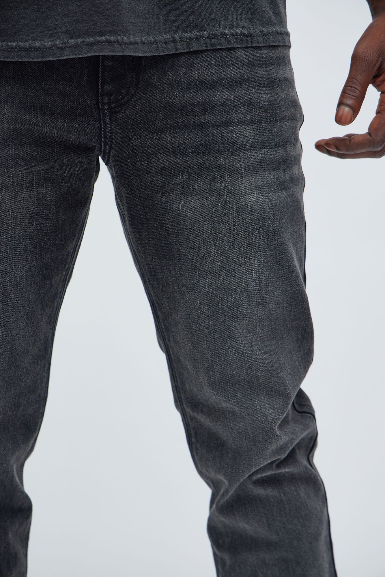 https://cdn.shopify.com/s/files/1/0293/9277/files/09-10-24_S6_33_ZDF01D430044_BlackWash_CZ_DJ_11-37-58_56185_CM.jpg?v=1726081672