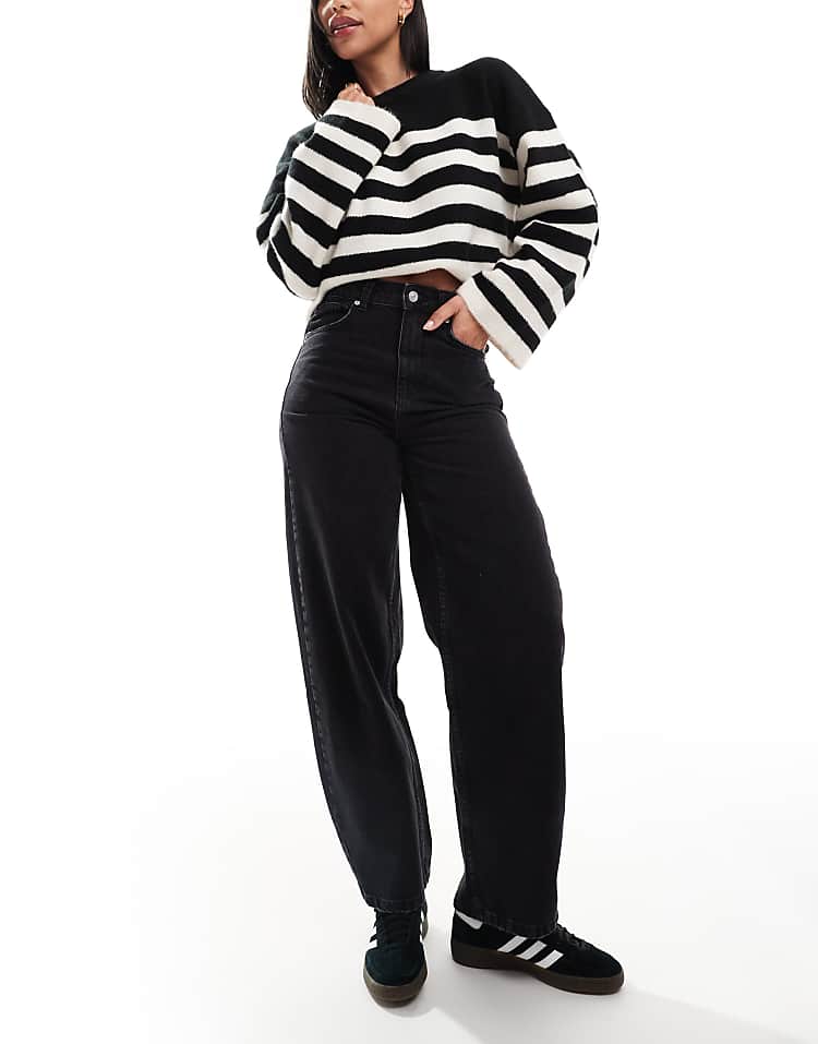 https://images.asos-media.com/products/asos-design-barrel-leg-jeans-in-washed-black/206934894-1-washedblack?$n_750w$&wid=750&fit=constrain
