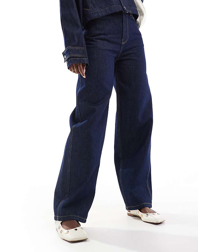 https://images.asos-media.com/products/asos-design-tailored-barrel-jeans-in-rinse-wash/207034033-2?$n_750w$&wid=750&fit=constrain