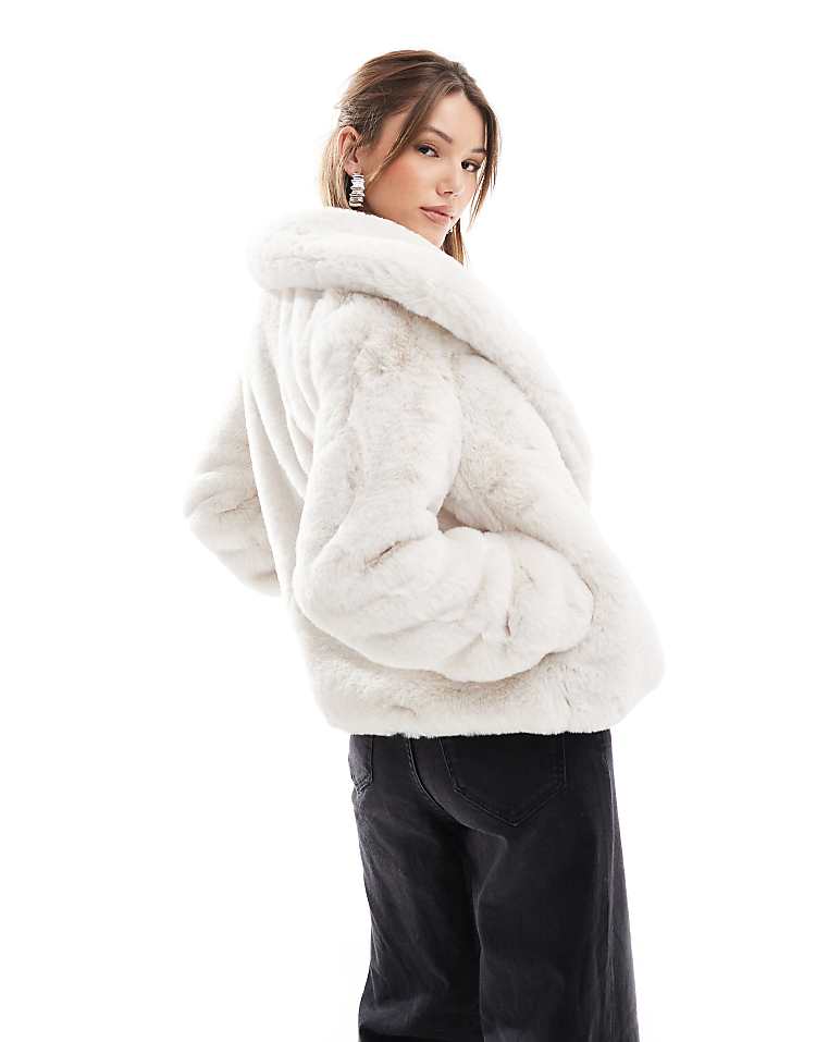 Morgan faux fur jacket in white