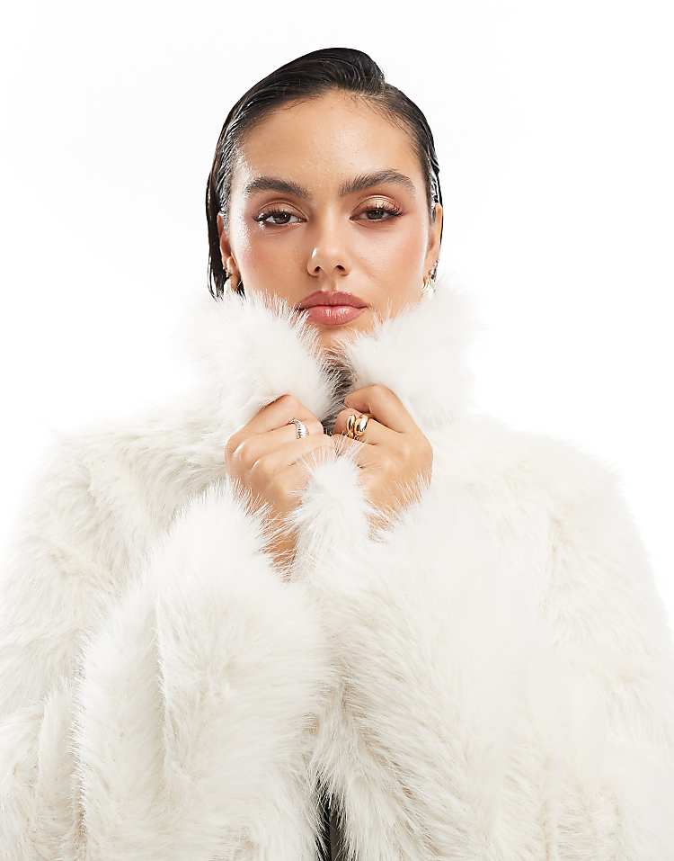 Threadbare faux fur coat in white