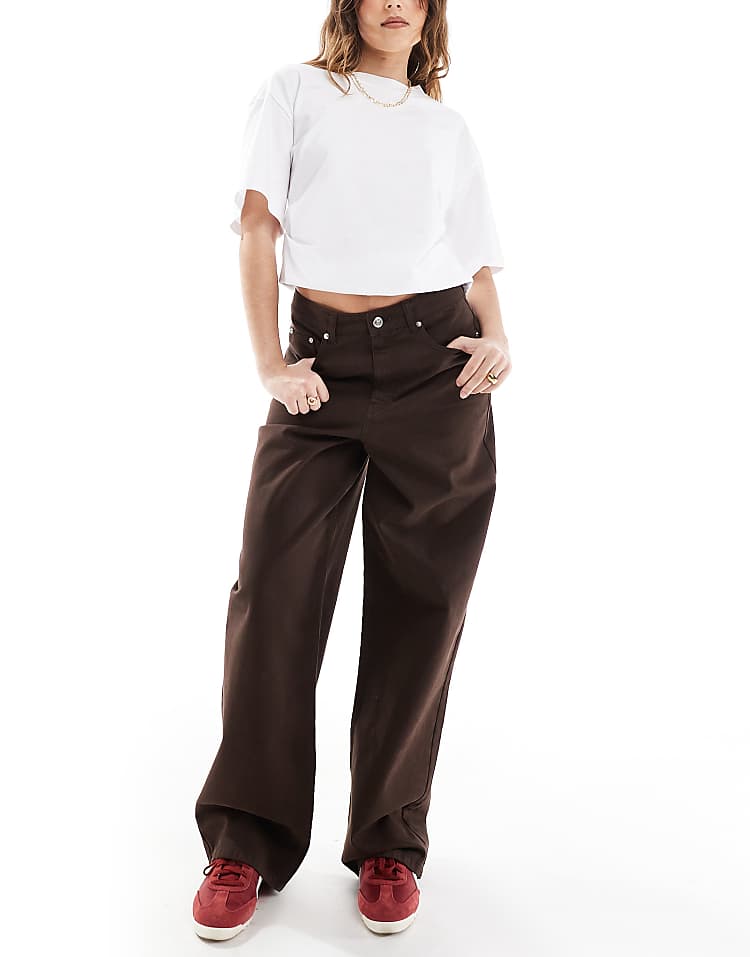 https://images.asos-media.com/products/miss-selfridge-baggy-jeans-in-brown/207945481-1-brown?$n_750w$&wid=750&fit=constrain