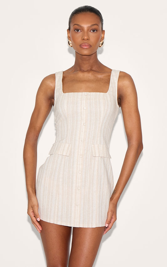 https://cdn-img.prettylittlething.com/8/7/0/7/8707afccdbb8833bd4b7cff981071dac6fa51ca3_CNM1540_1_stone_striped_pocket_detail_dress.jpg