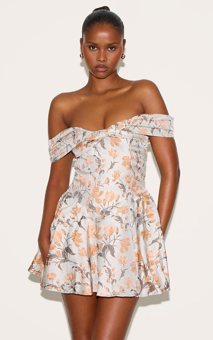 https://cdn-img.prettylittlething.com/a/8/8/6/a88623b50344ec1b964d2568f44d30a7e36edfae_CNL9030_1_blue_bardot_jacquard_shift_dress.jpg