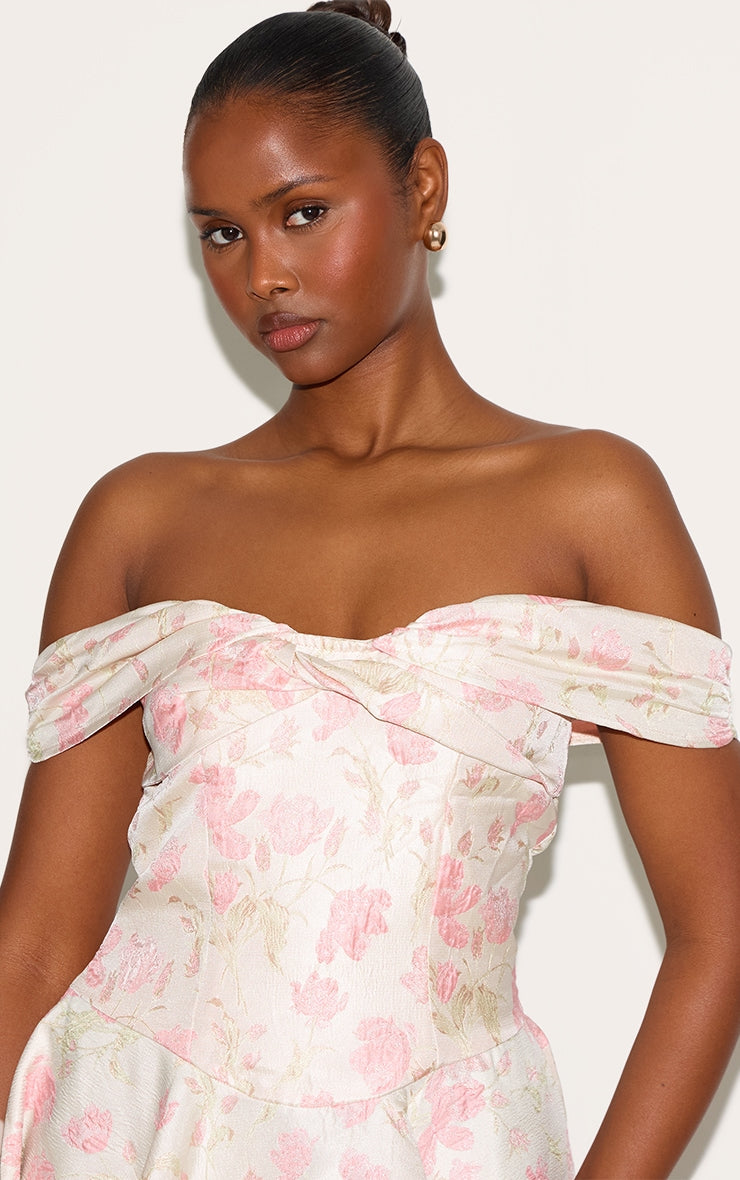 https://cdn-img.prettylittlething.com/b/2/1/d/b21da8729b02b9513c6d8814f60a1493cdae2cff_CNL9029_4_pink_bardot_jacquard_shift_dress.jpg