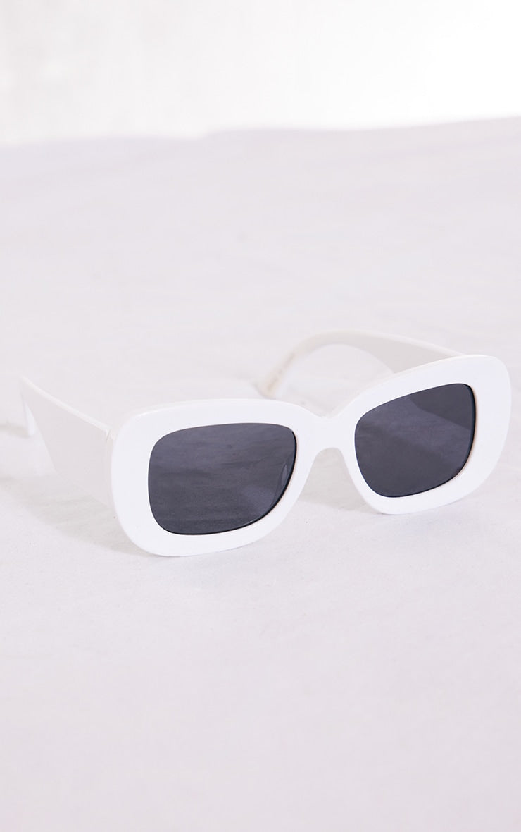 White Oversized Retro Sunglasses